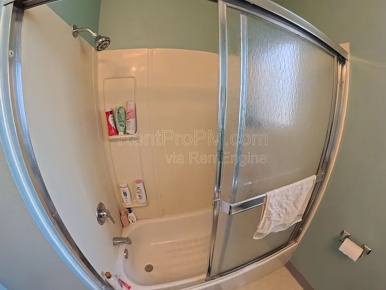 1121 W Mulberry St — Photo 6