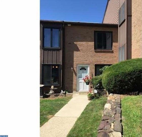1st image of 5200 Hilltop Dr APT E4