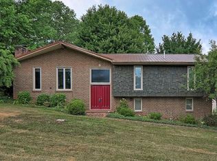 1408 Ruthbrooke Dr, Mount Carmel, TN 37645