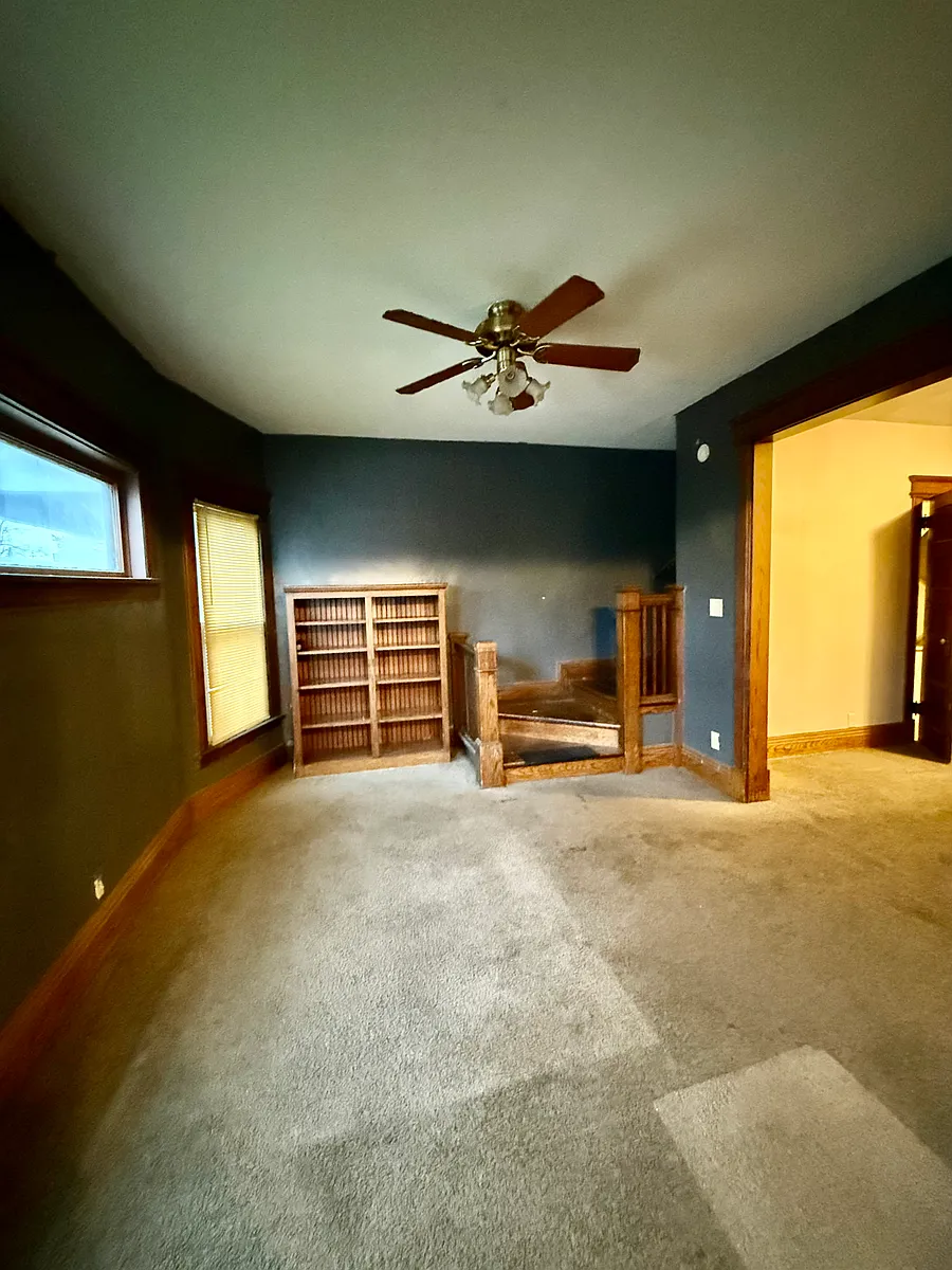 Building Photo - 611 E Bronson St #625