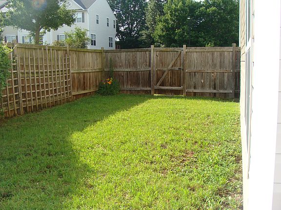 4th image of 6180 Newton Ln #1