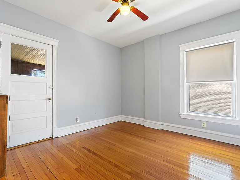 2051 E 72nd Pl — Photo 10