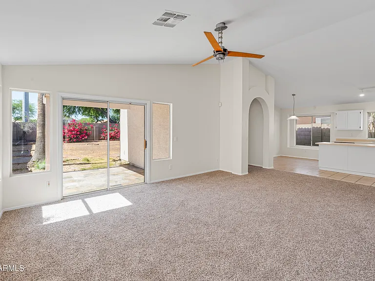 3321 W Gary Dr — Photo 27