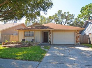 3070 138th Pl, Largo, FL 33771