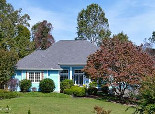 105 Mountain River Dr, Greeneville, TN 37743