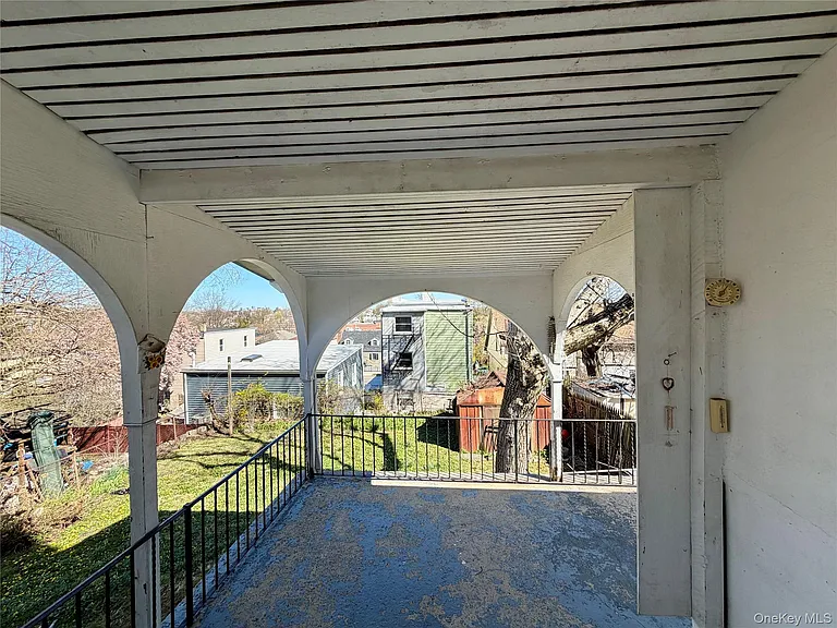 116 Alexander Ave — Photo 23
