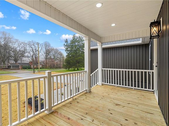 3rd image of 242 Bradley Farm Rd