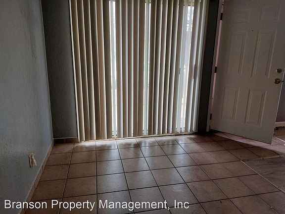 3rd image of 1646 S Fern Ave #11120734