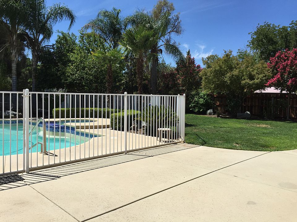 2nd image of 1312 El Portal Dr
