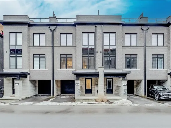 258 Hespeler Rd #8, Cambridge, ON N1R 0C9