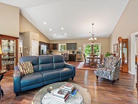 4th image of 2356 Cottage Wood Dr SW