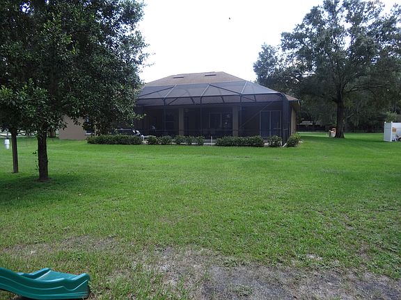 3rd image of 28503 Sonny Dr