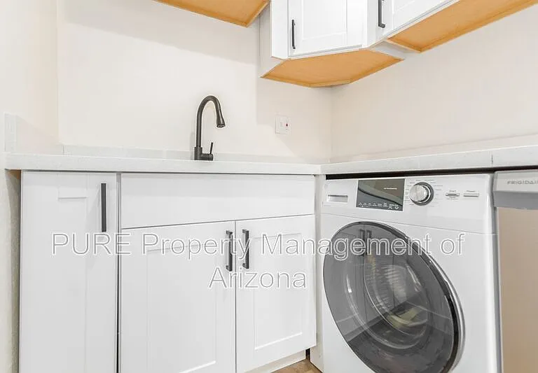 1538 W Fillmore St #B — Photo 10