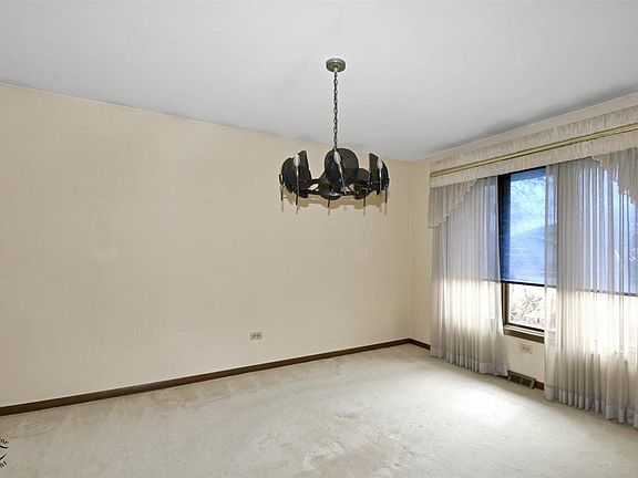 4th image of 7608 Sequoia Ct