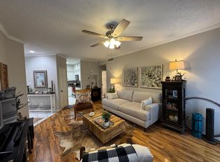 2011 Spenwick Dr APT 511, Houston, TX 77055