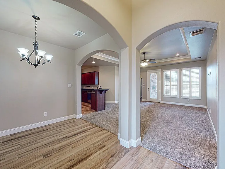 6017 Aurora Way — Photo 6