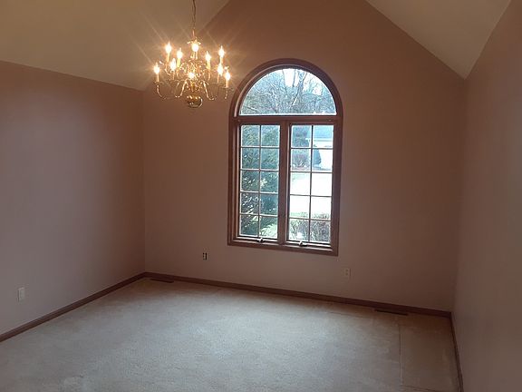 5th image of 52396 Liberty Mills Ct