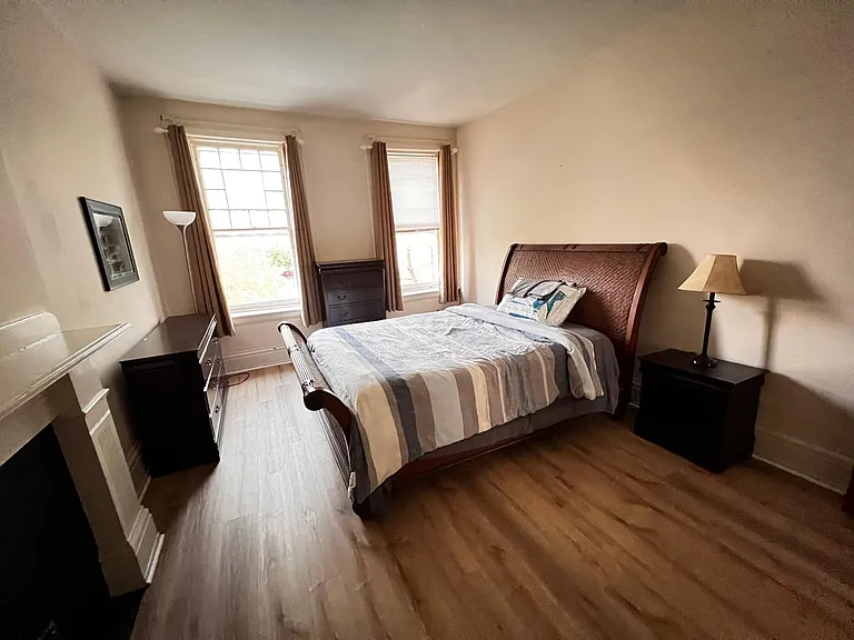 333 E Market St #3 — Photo 5