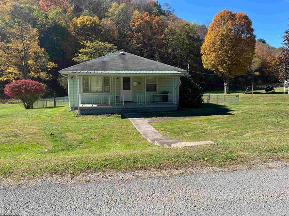 605 Warrior Fork Rd, Mannington, WV 26582