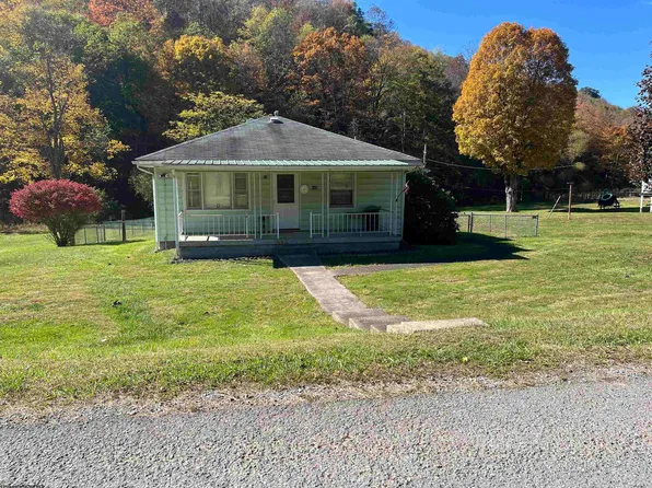 605 Warrior Fork Rd, Mannington, WV 26582