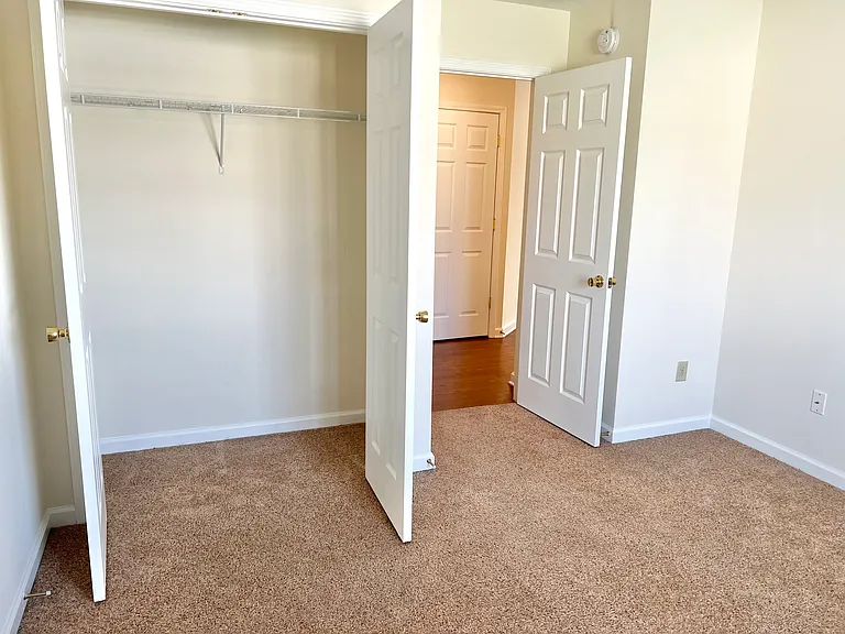 805 & 807 Melanie Ln #807 — Photo 6