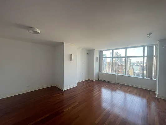 Rented by Nest Seekers International | media 15