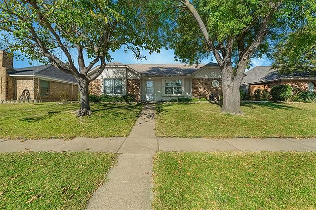 1st image of 2317 Kimberly Dr