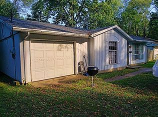 303 Victory St, Danville, IL 61832