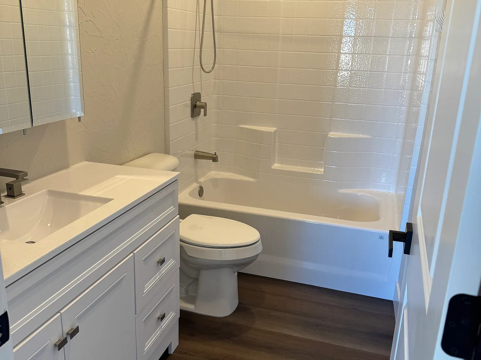 1 bed, $1,400 — Photo 3