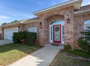 1474 Oakhill Rd, Gulf Breeze, FL 32563