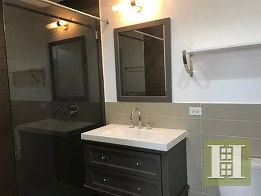 Rented by Halstead Real Estate | media 15