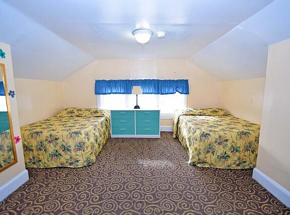 5th image of 404 Saint Louis Ave #C13