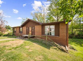 76 Verna Dr, Russell, KY 41169