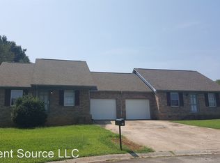 27 Penny Ln, Cartersville, GA 30120