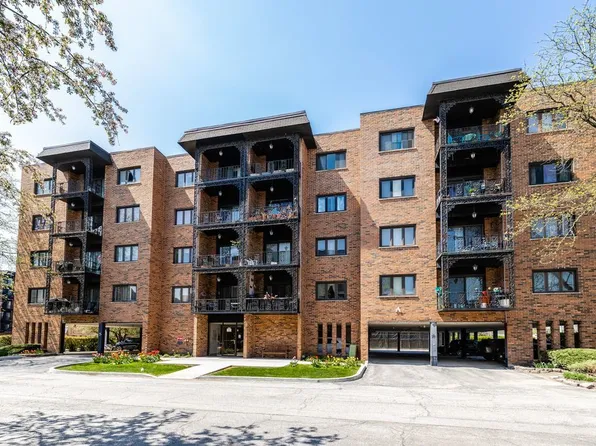 9375 Landings Ln Unit 502, Des Plaines, IL 60016