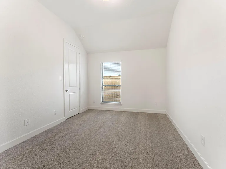 26545 Pioneer Pointe Ct — Photo 11