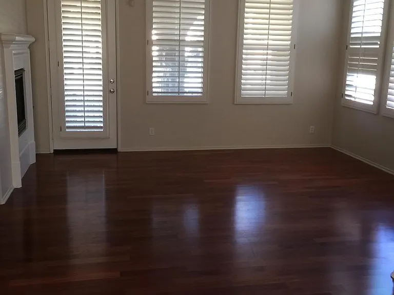Lantana Ave — Photo 2