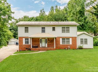 239 Westwood Dr, Forest City, NC 28043