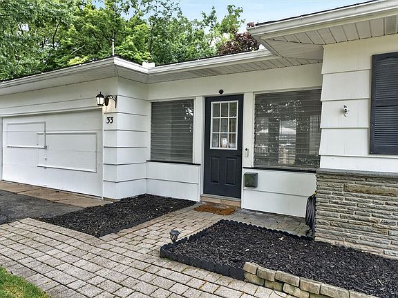 4th image of 33 Greenbriar Dr