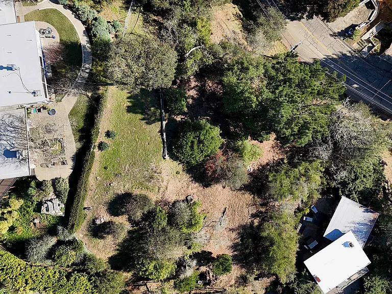 6100 Skyline Blvd — Photo 27