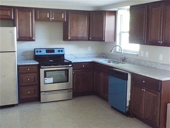 4th image of 3219 Bigelow Dr