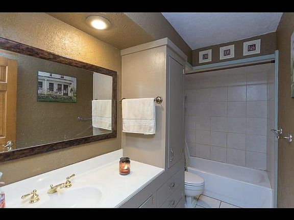 3rd image of 1303 Vz County Road 1412