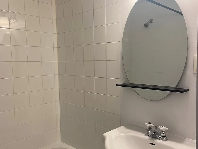 59 King St #6 — Photo 8