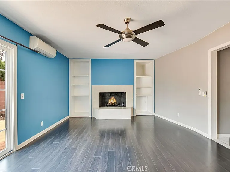 1015 E Walnut Ave — Photo 26