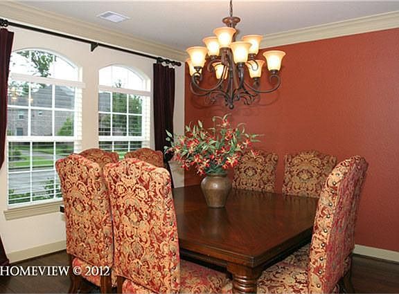 4th image of 99 S Beech Springs Cir