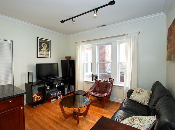 2nd image of 3244 N Clifton Ave