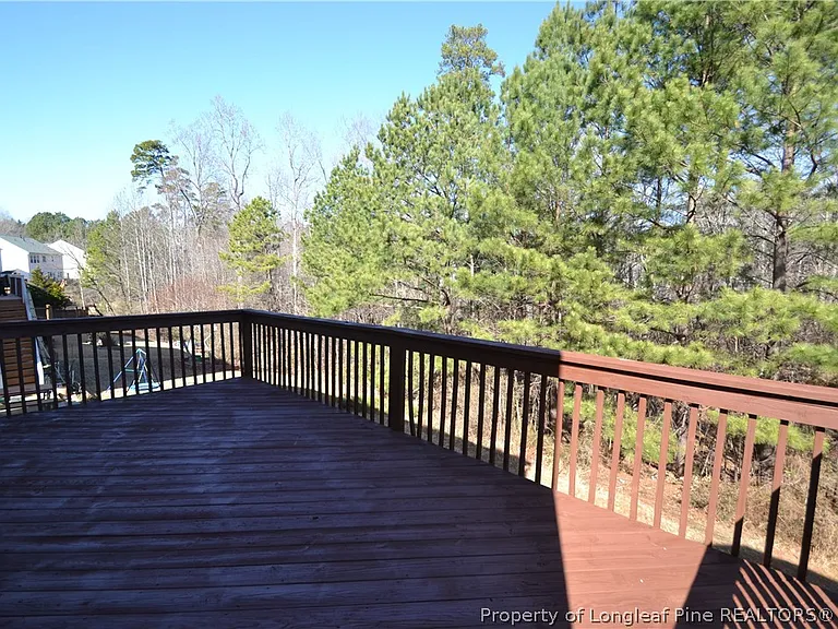 7830 Clover Creek Ct — Photo 33