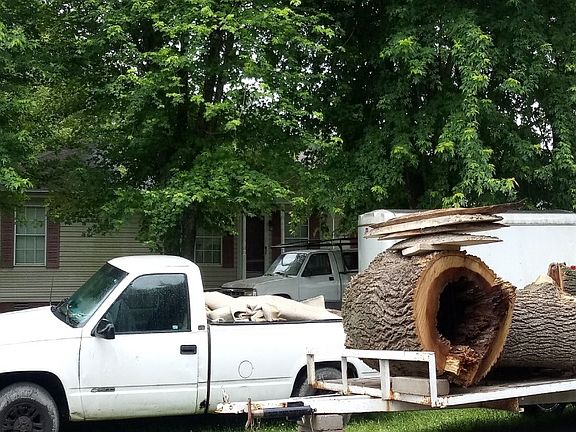 3rd image of 2613 Deerpath Dr