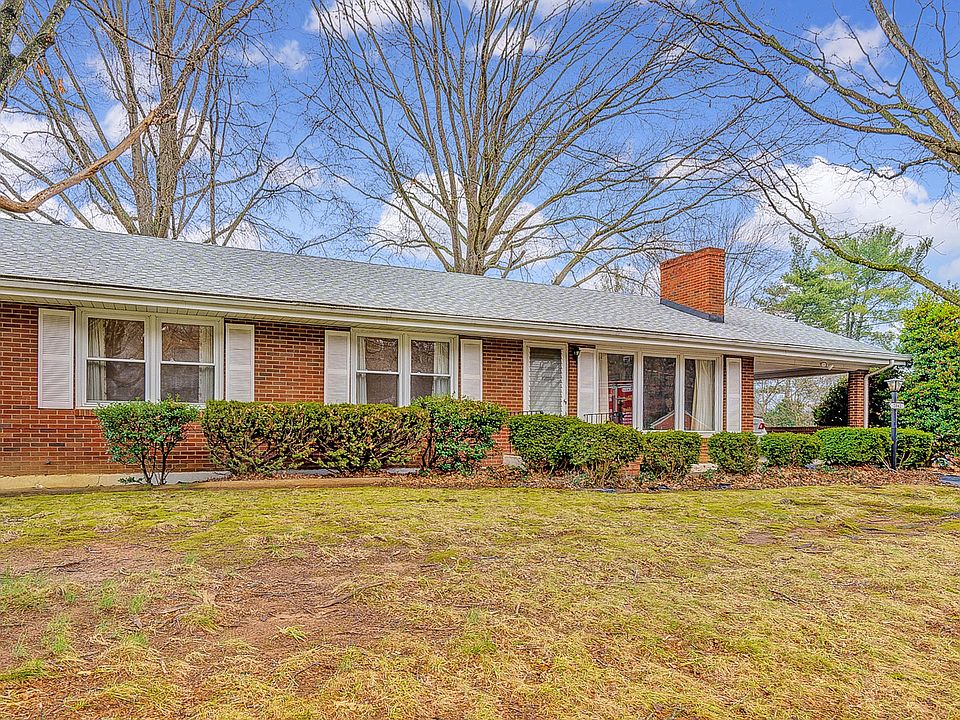 1st image of 2042 Brookfield Dr