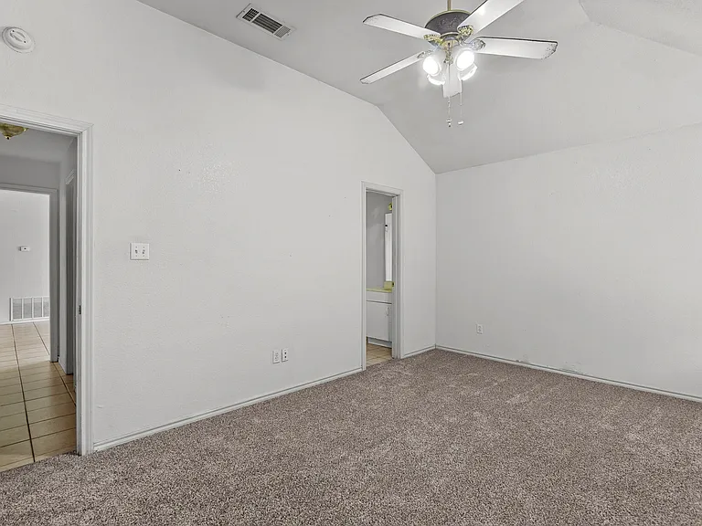 210 Joshua Blvd #210 — Photo 16